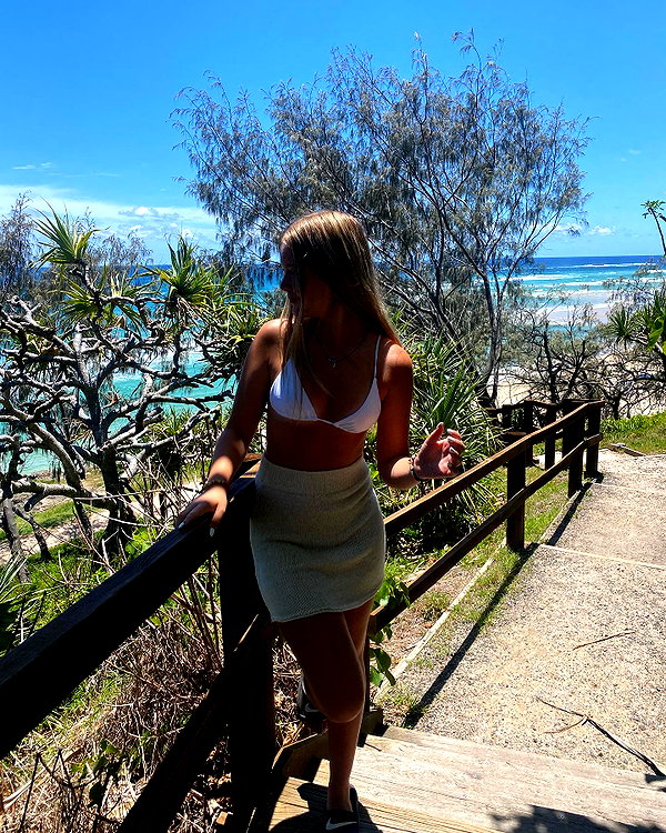 rhiannonmates instagram image archive image