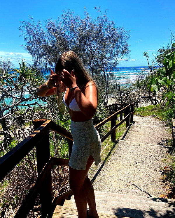 rhiannonmates instagram image archive image