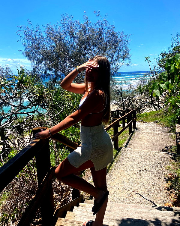rhiannonmates instagram image archive image