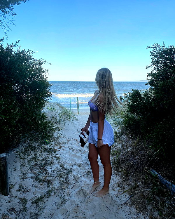 rhiannonmates instagram image archive image
