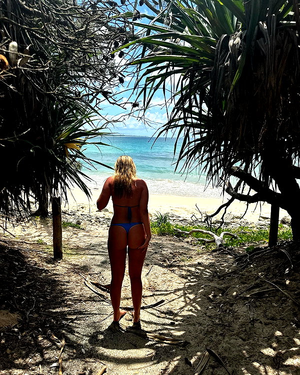 rhiannonmates instagram image archive image