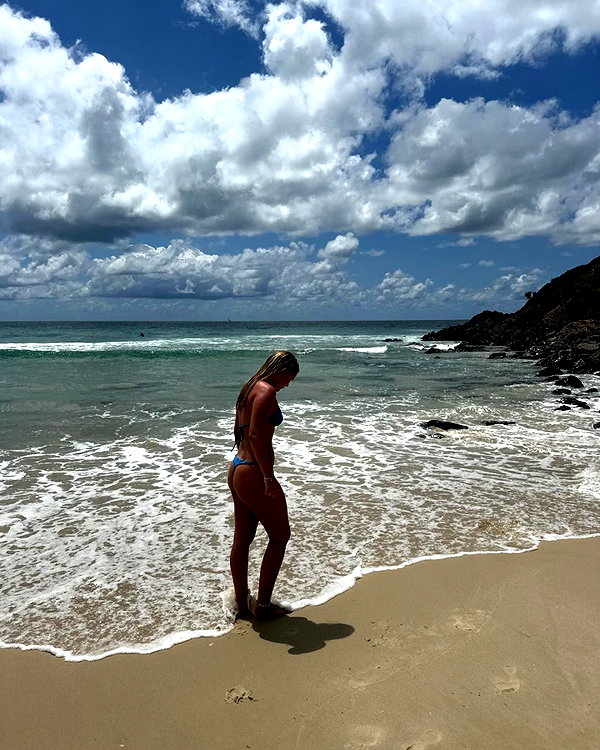 rhiannonmates instagram image archive image