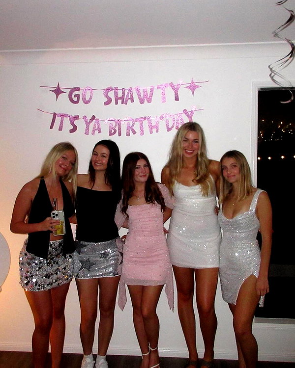 rhiannonmates instagram image archive image