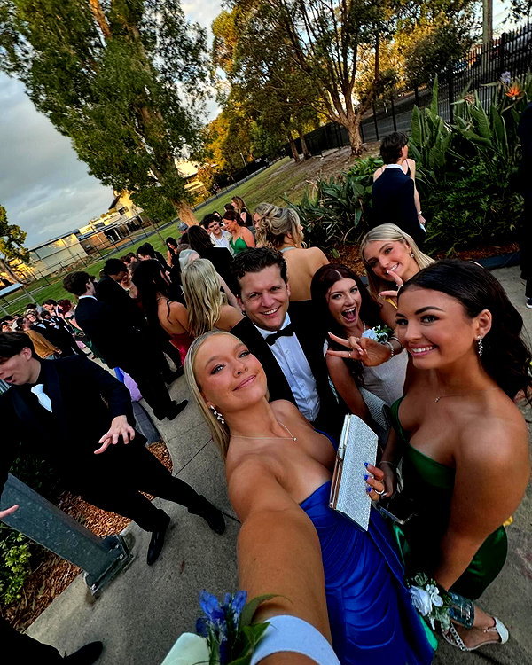 rhiannonmates instagram image archive image