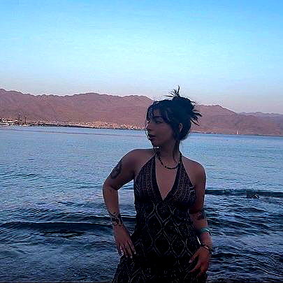 romy_lavi instagram image archive image