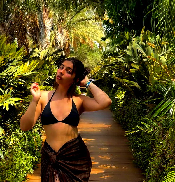 romy_lavi instagram image archive image