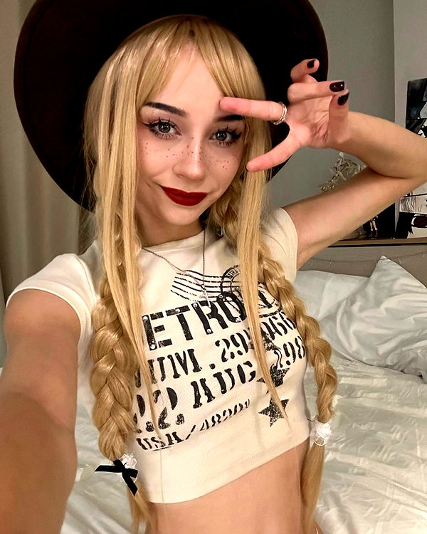 romytuly instagram image archive image