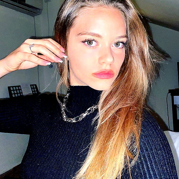 roni_brachel1 instagram image archive image