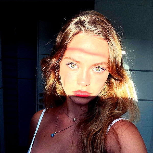 roni_brachel1 instagram image archive image