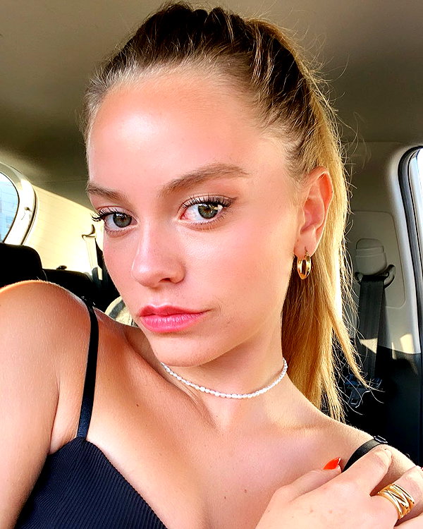 roni_brachel1 instagram image archive image