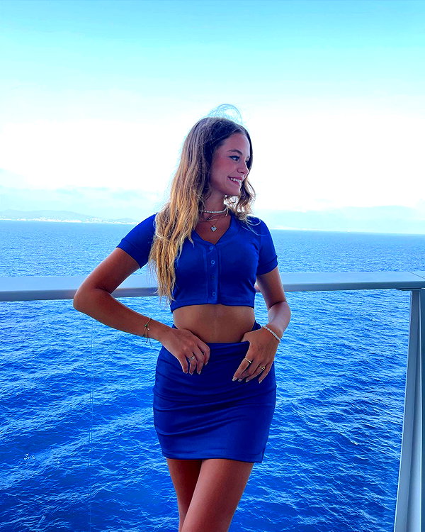 roni_brachel1 instagram image archive image