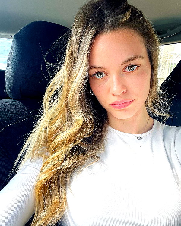 roni_brachel1 instagram image archive image