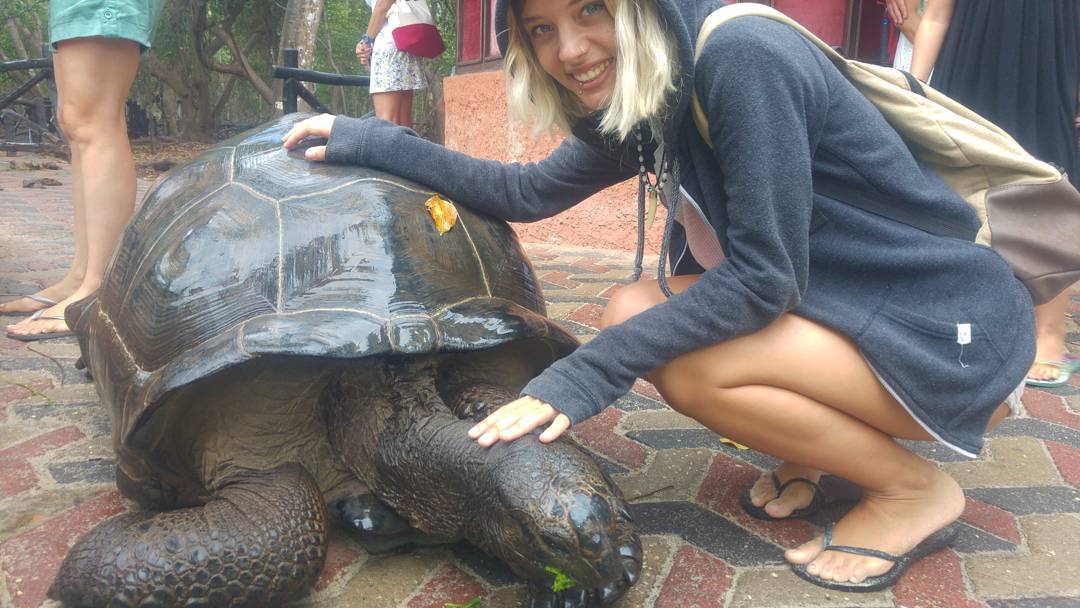 ronyida_ instagram image archive image