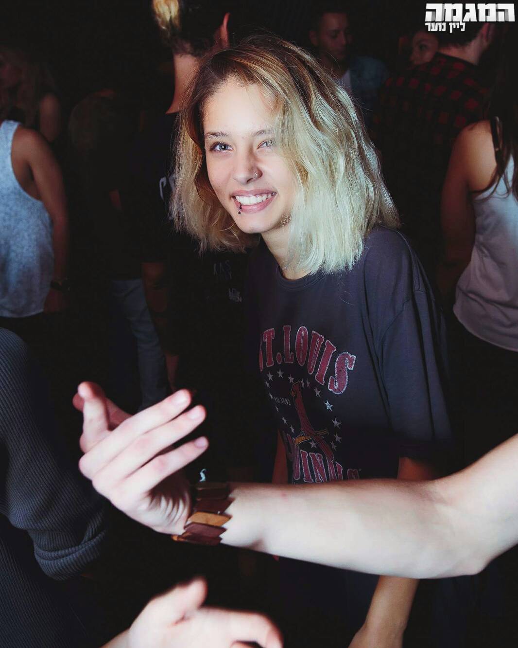 ronyida_ instagram image archive image