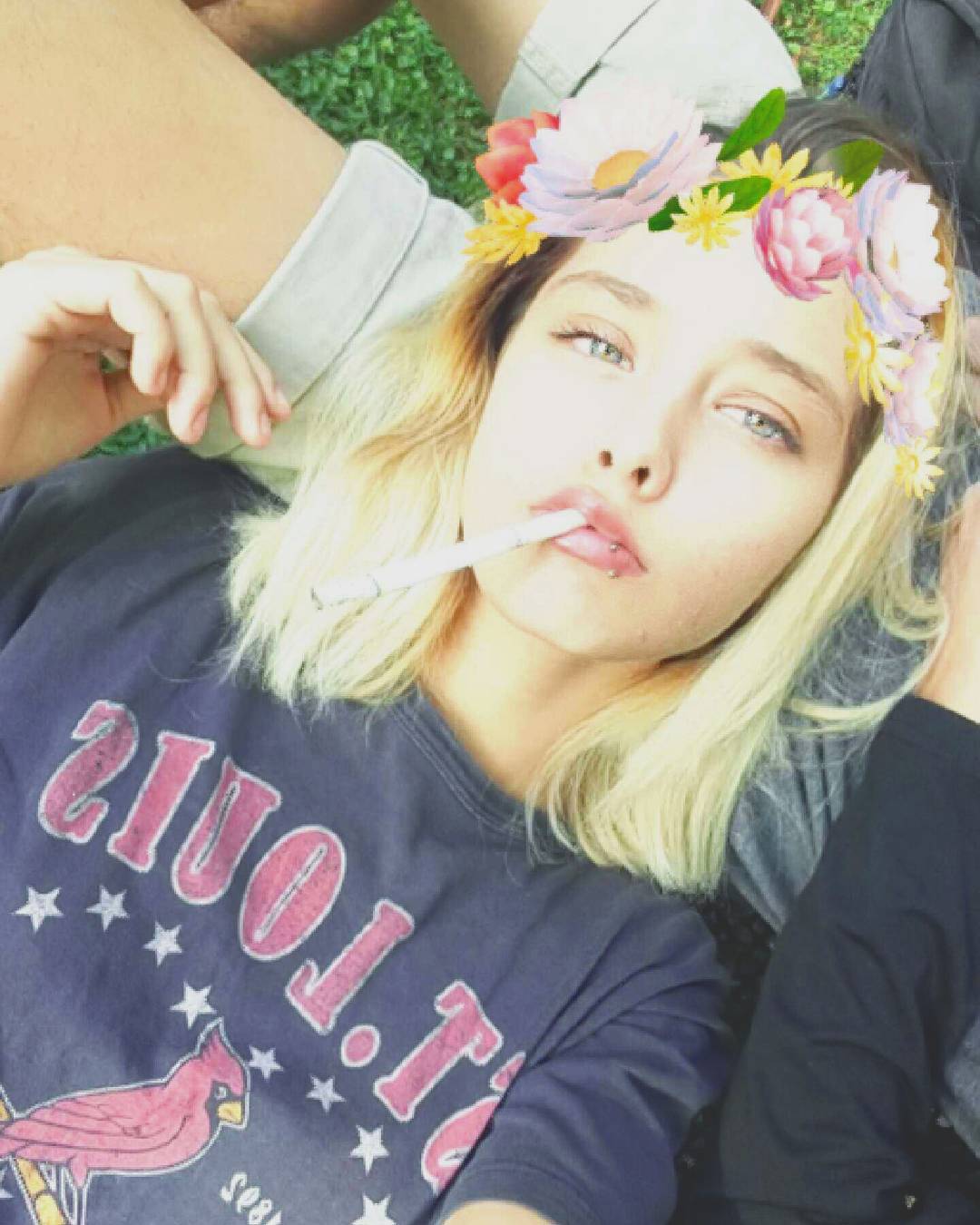 ronyida_ instagram image archive image