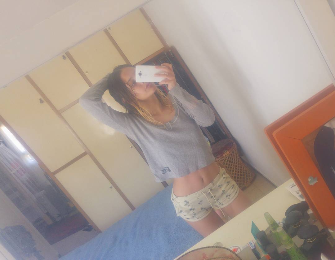 ronyida_ instagram image archive image