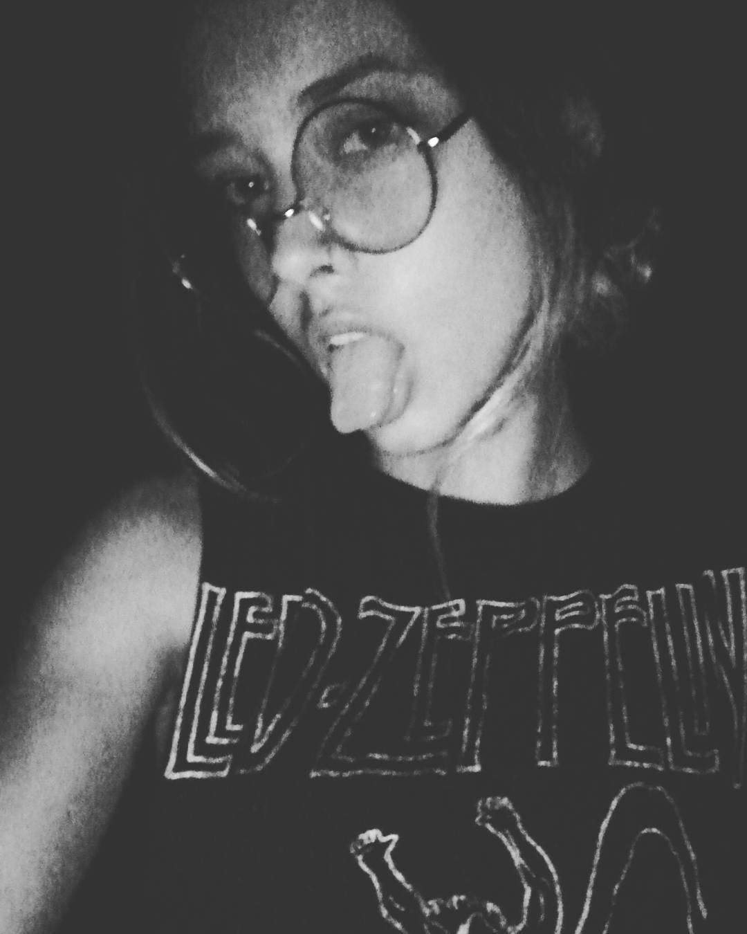 ronyida_ instagram image archive image