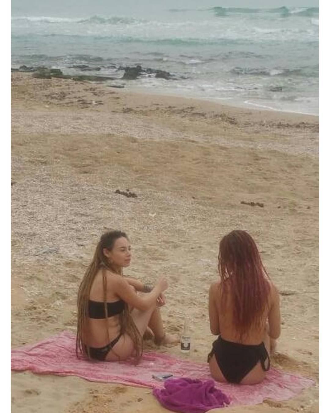 ronyida_ instagram image archive image