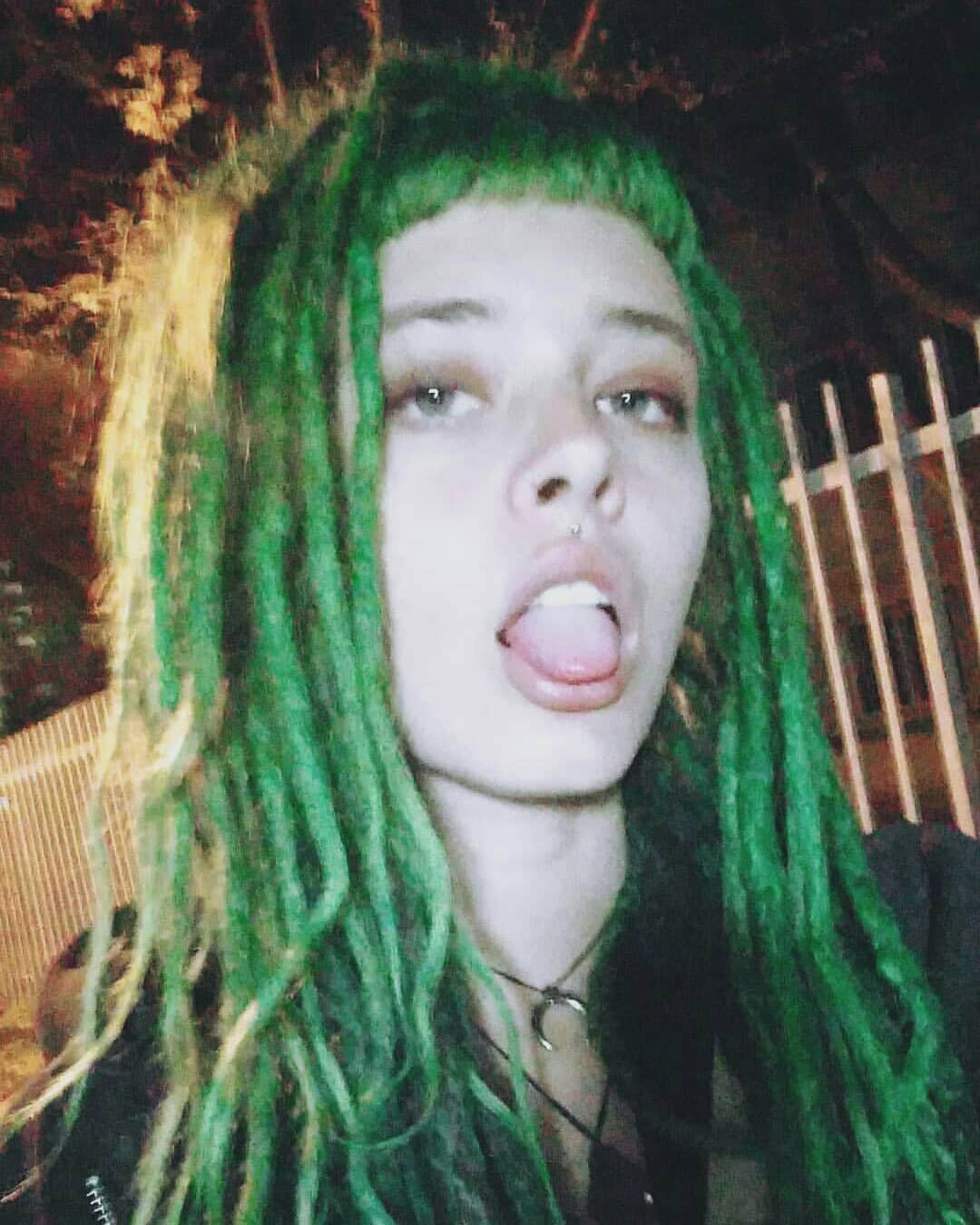 ronyida_ instagram image archive image