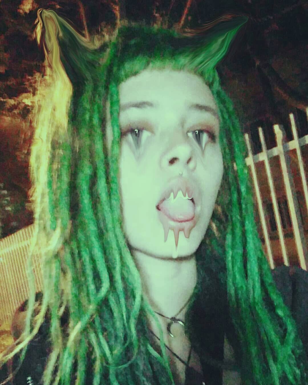 ronyida_ instagram image archive image