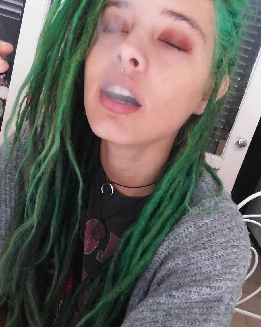 ronyida_ instagram image archive image