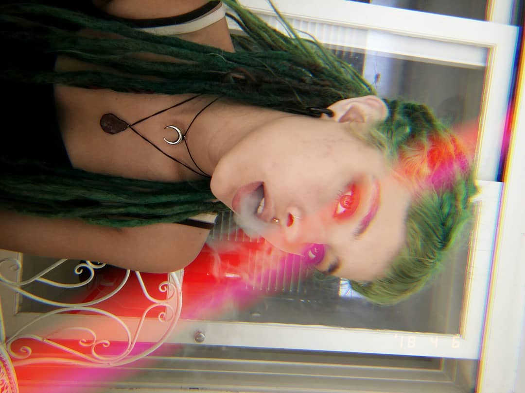 ronyida_ instagram image archive image