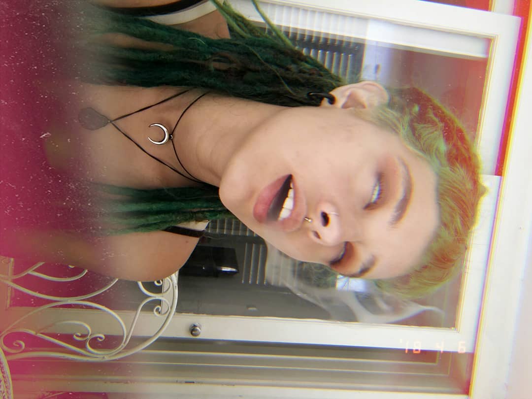 ronyida_ instagram image archive image