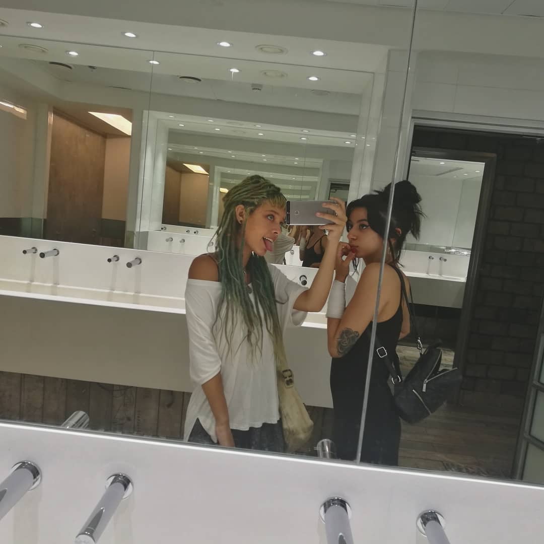 ronyida_ instagram image archive image