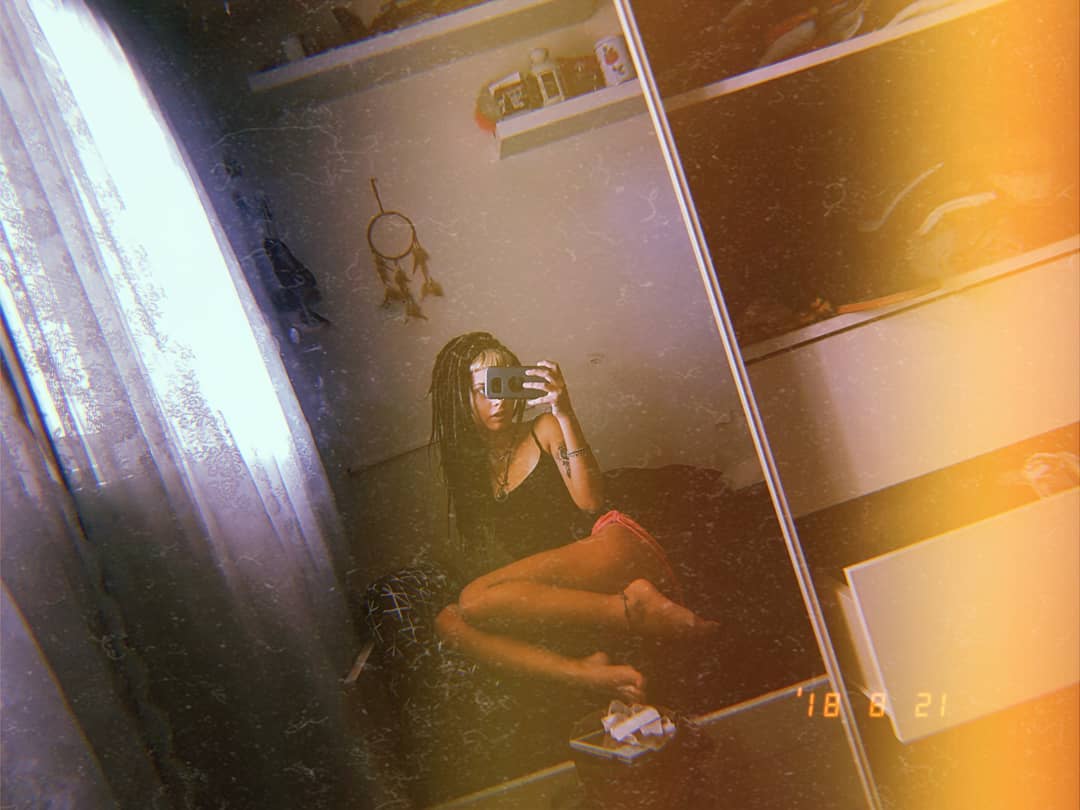 ronyida_ instagram image archive image