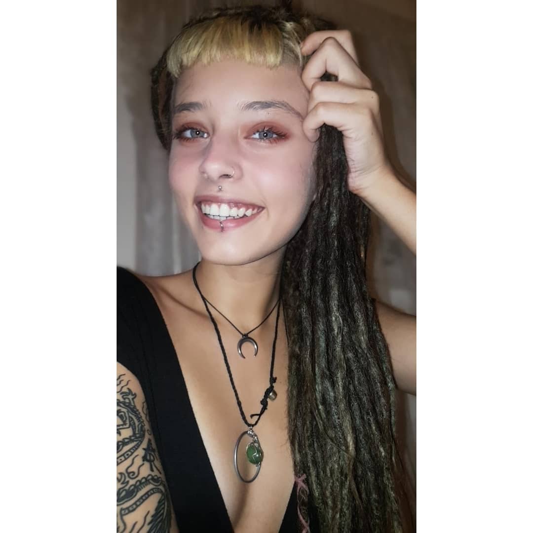 ronyida_ instagram image archive image