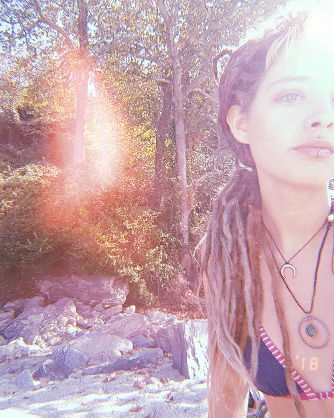 ronyida_ instagram image archive image