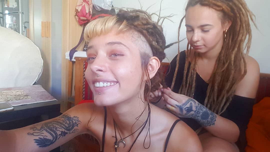 ronyida_ instagram image archive image