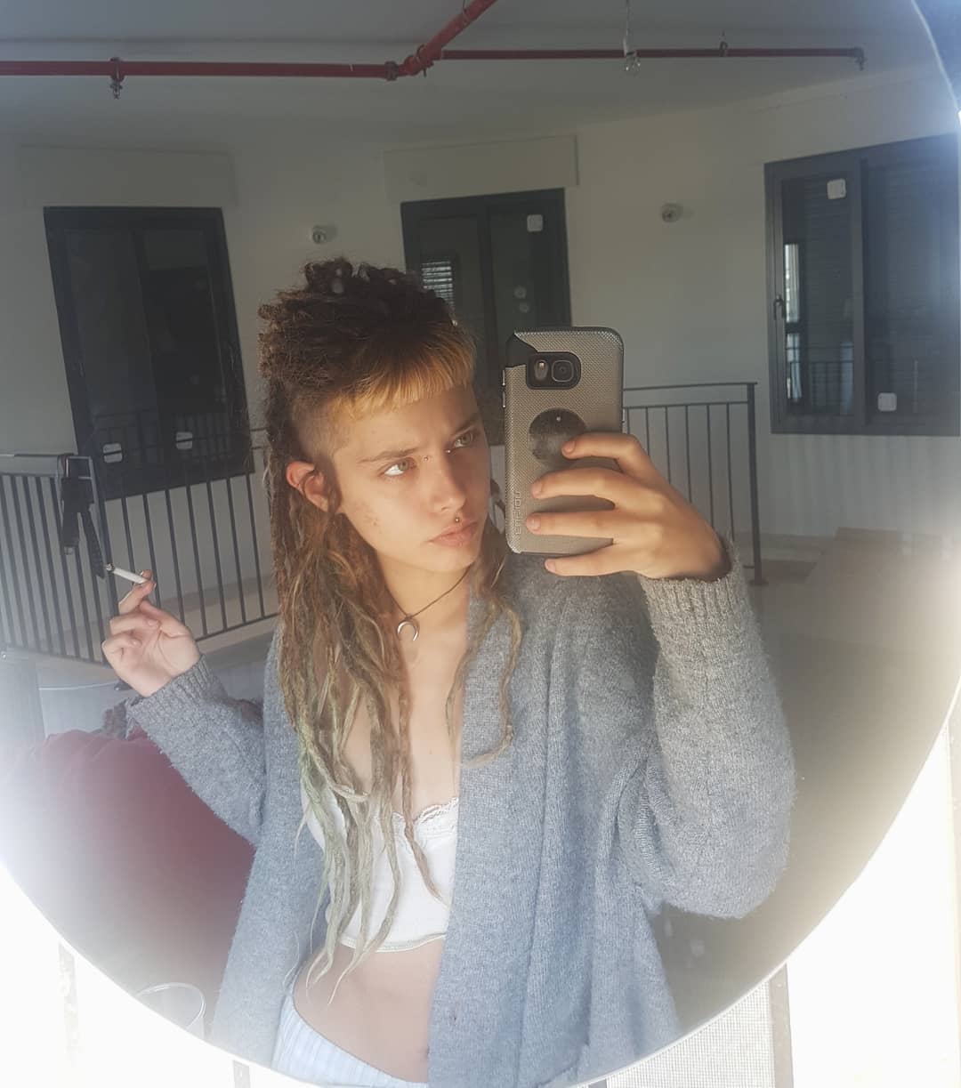 ronyida_ instagram image archive image