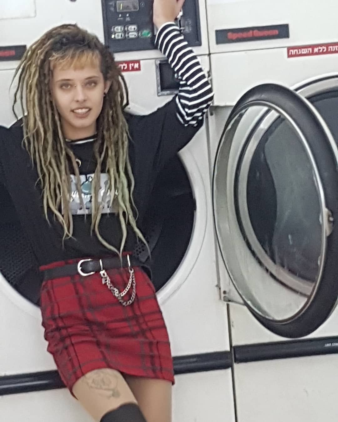 ronyida_ instagram image archive image