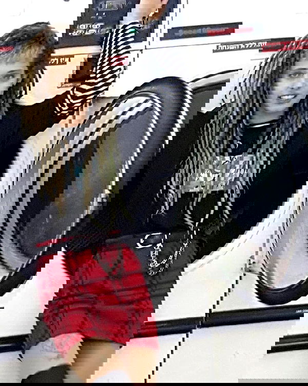 ronyida_ image ~ Altpins