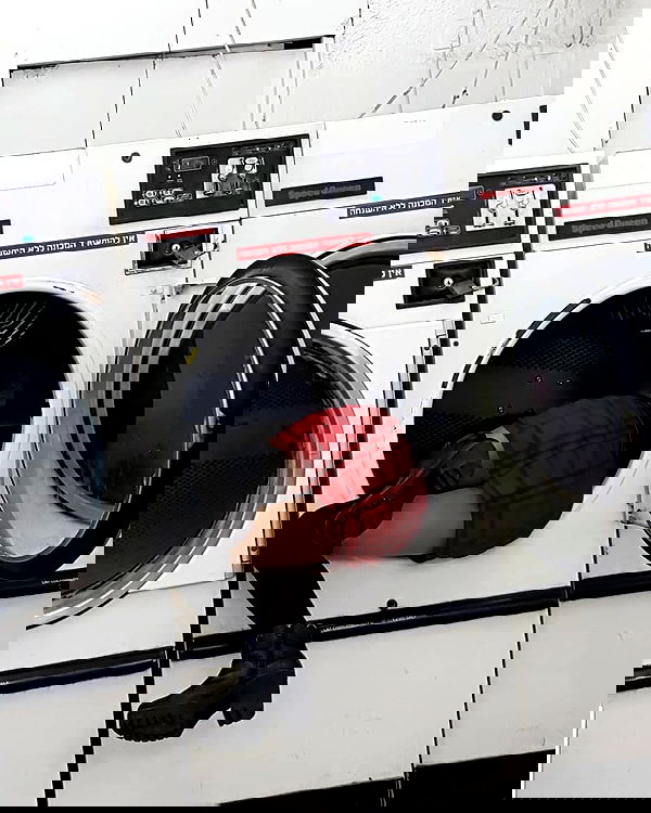 ronyida_ image ~ Altpins