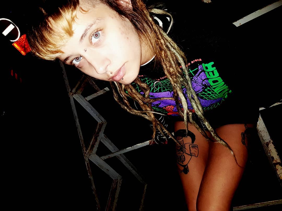 ronyida_ instagram image archive image