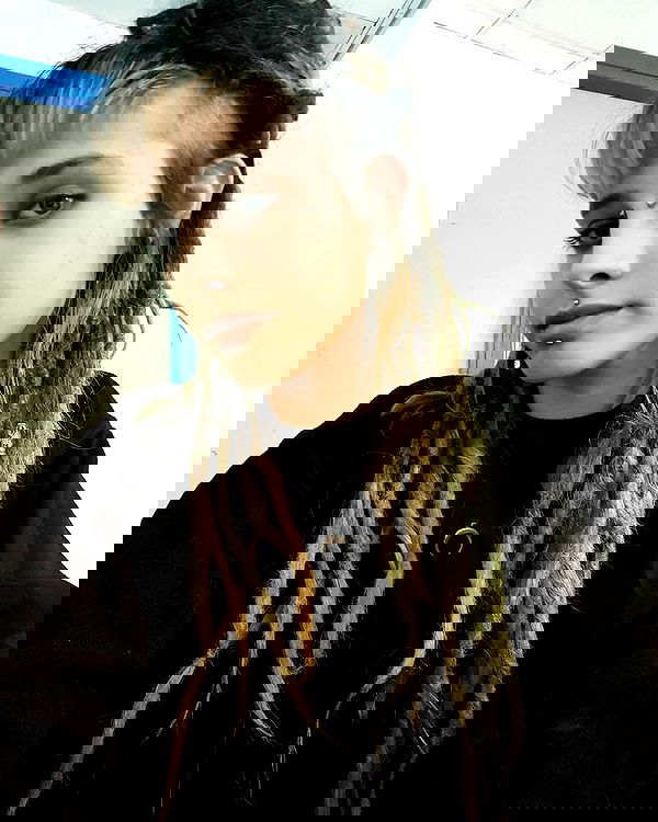 ronyida_ image ~ Altpins