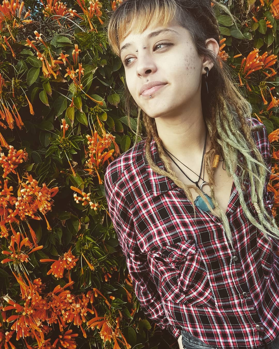 ronyida_ instagram image archive image