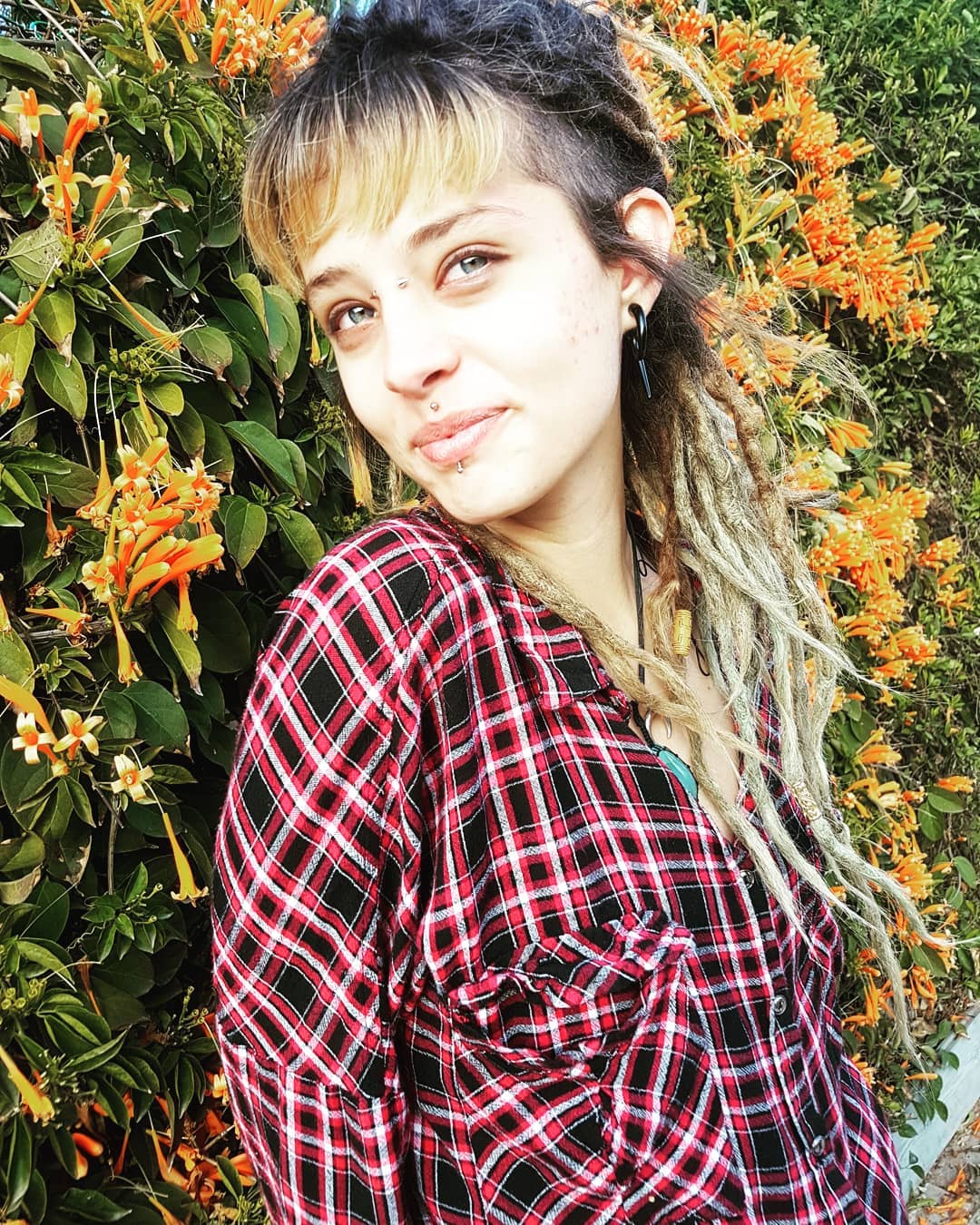 ronyida_ instagram image archive image