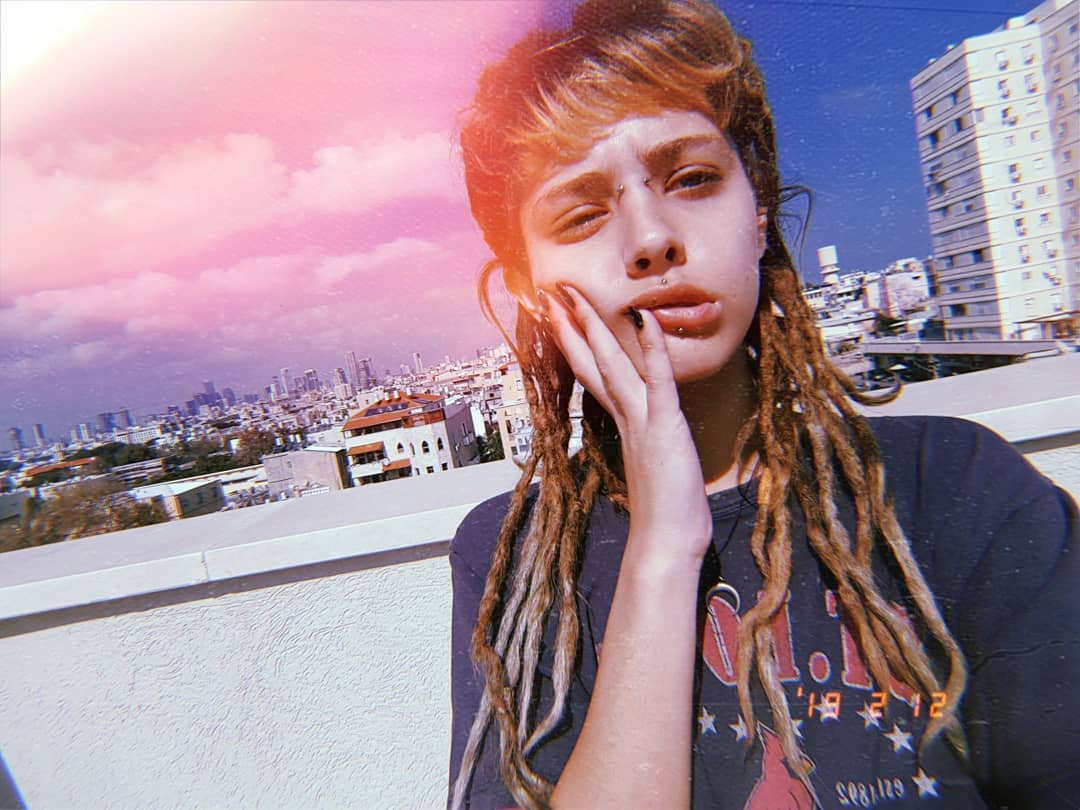 ronyida_ instagram image archive image