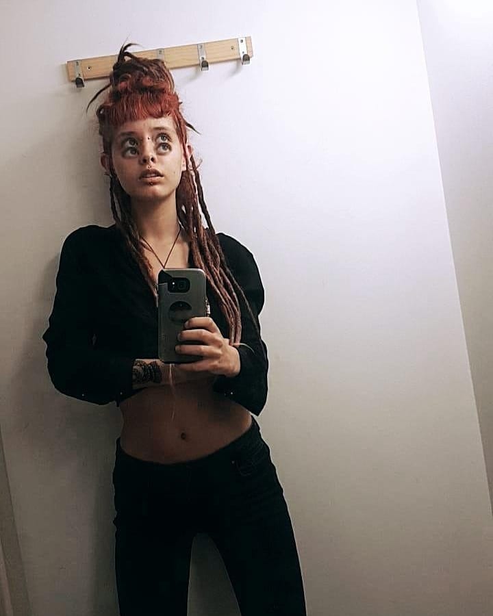 ronyida_ instagram image archive image