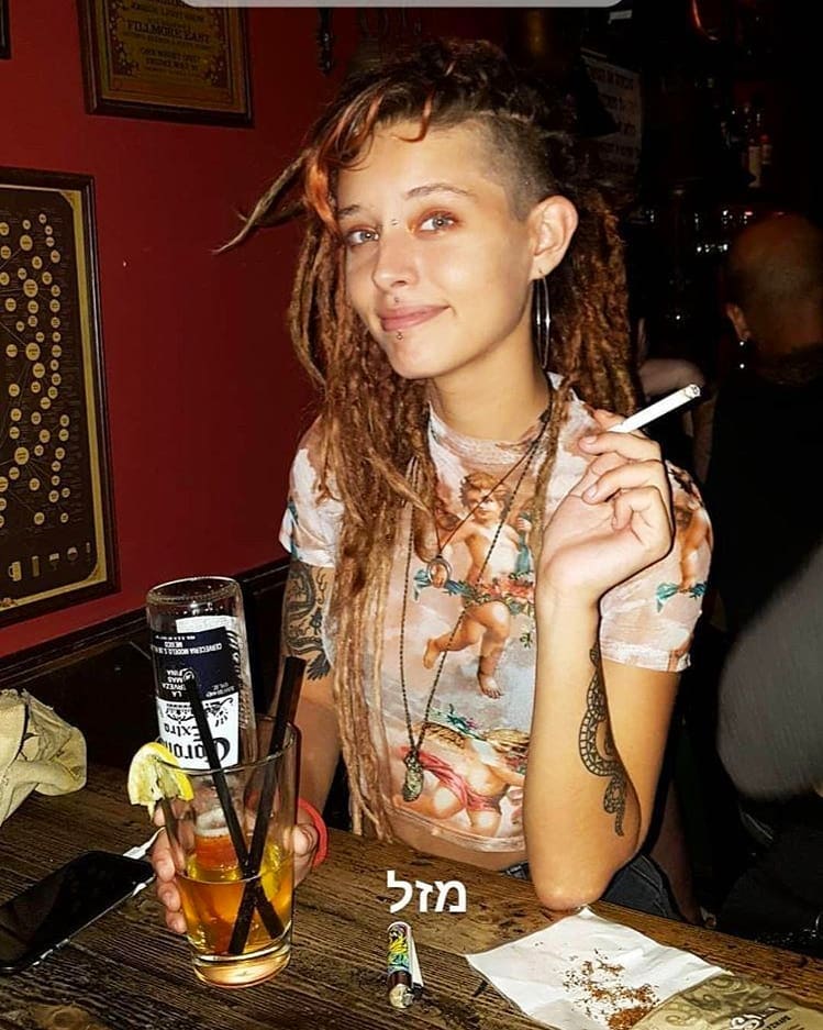 ronyida_ instagram image archive image