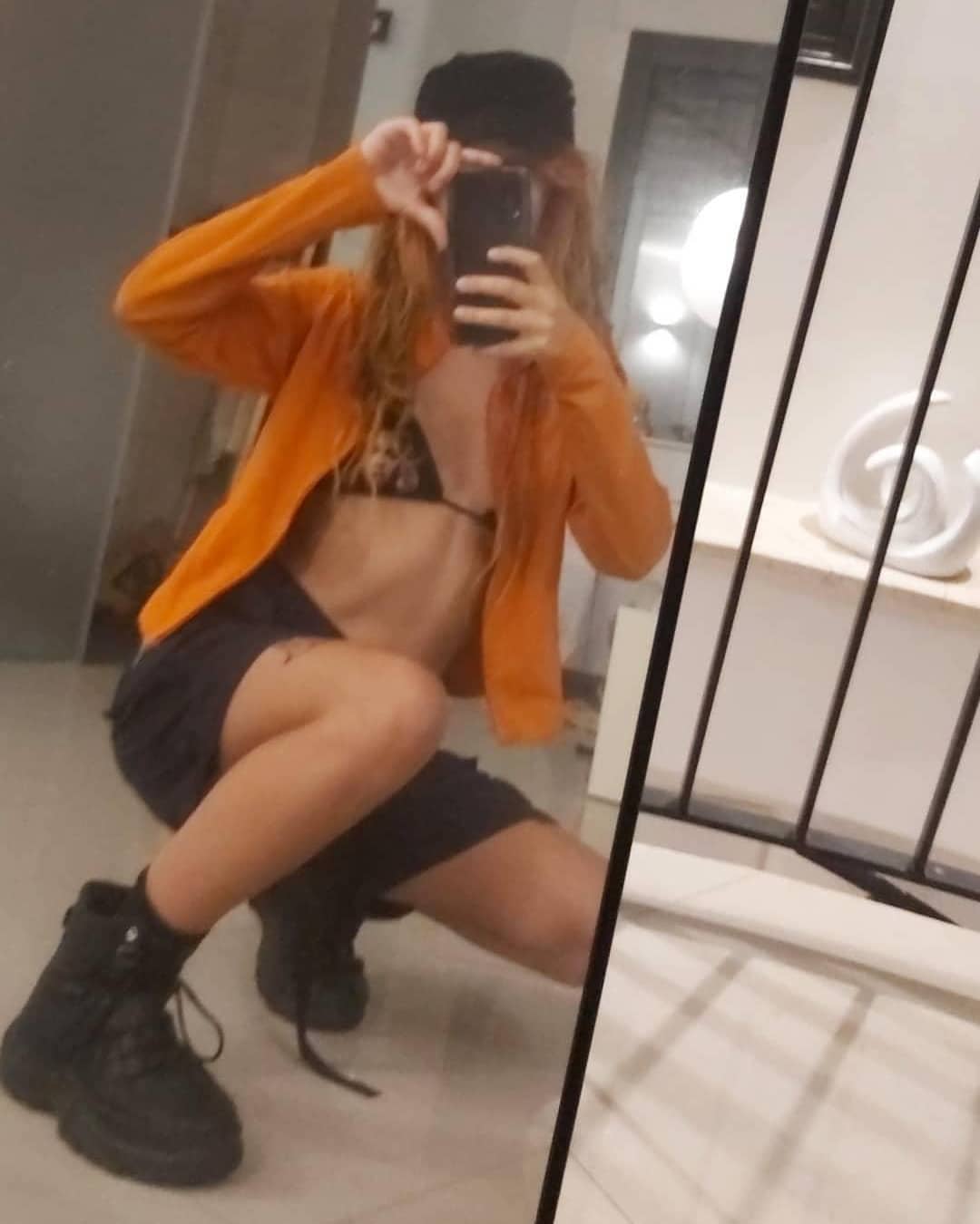 ronyida_ instagram image archive image