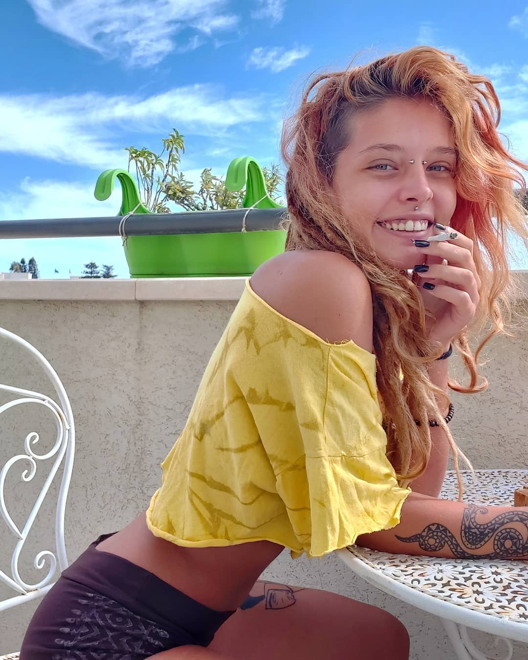 ronyida_ instagram image archive image