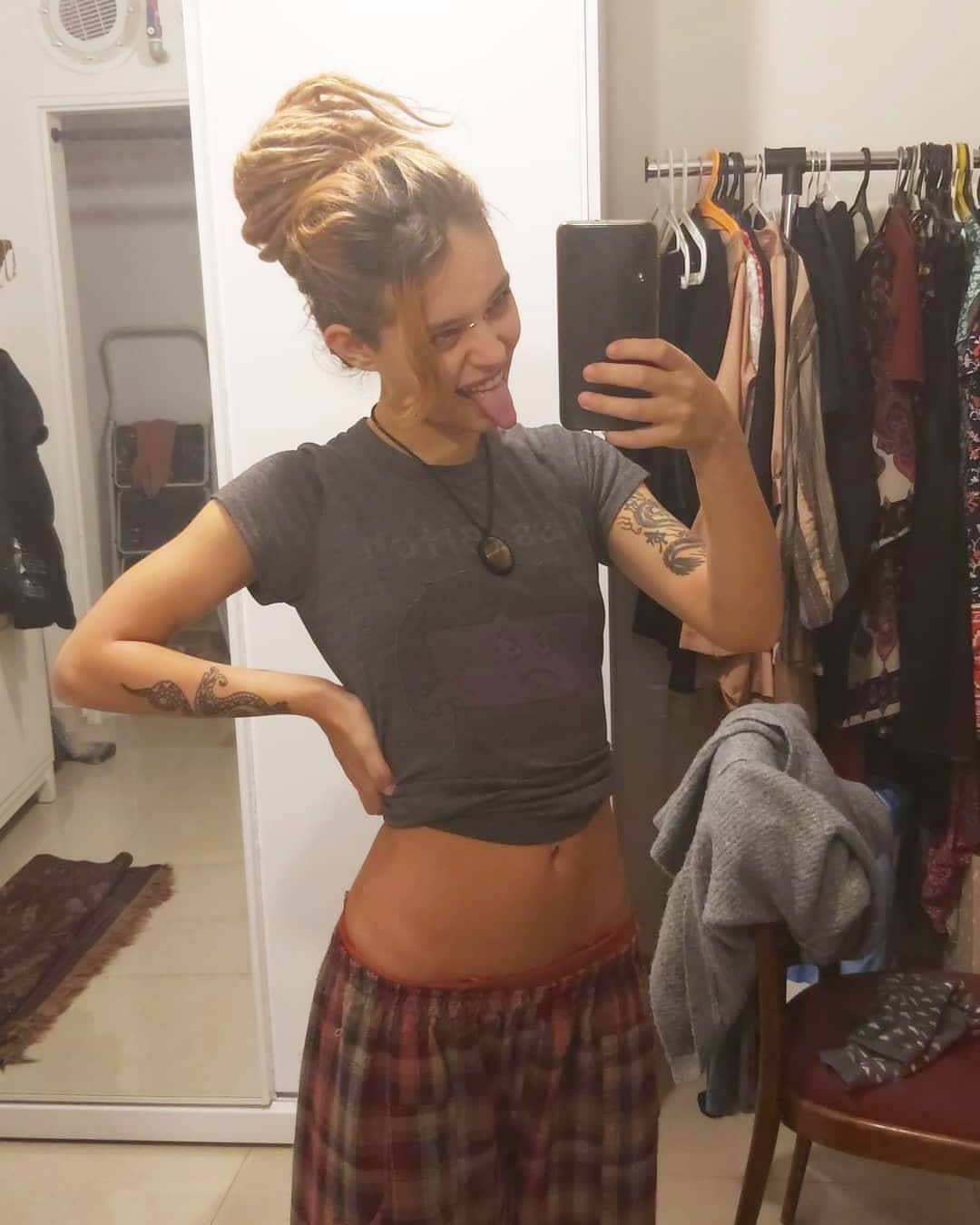 ronyida_ instagram image archive image