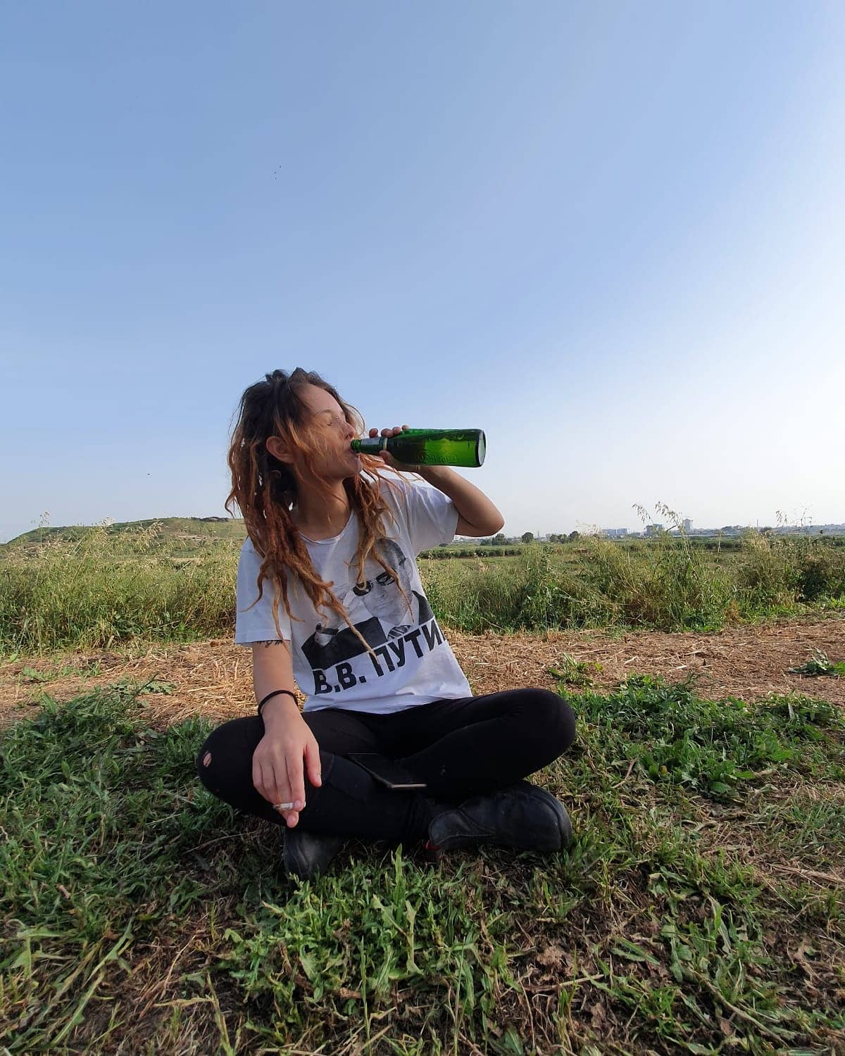 ronyida_ instagram image archive image