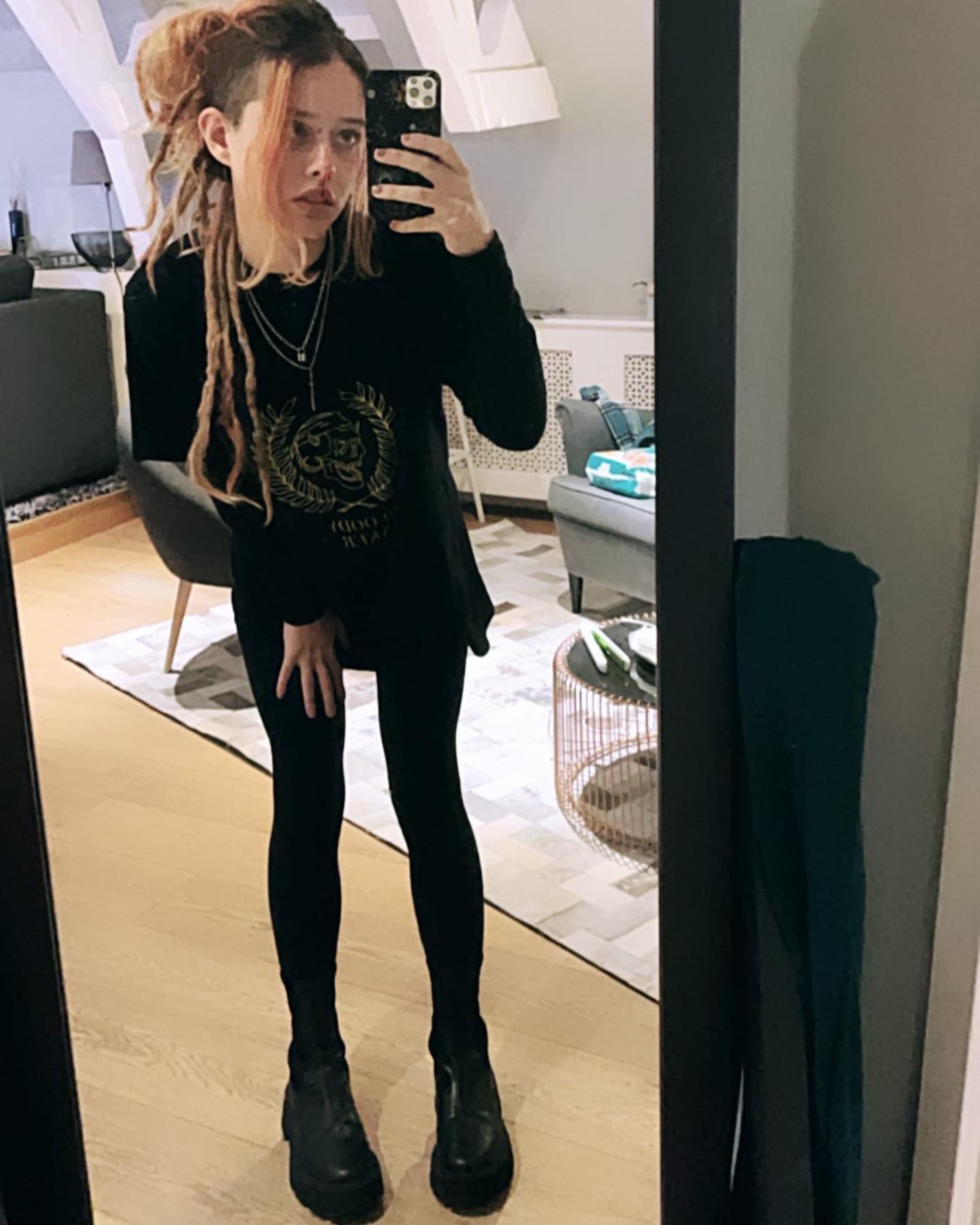 ronyida_ instagram image archive image