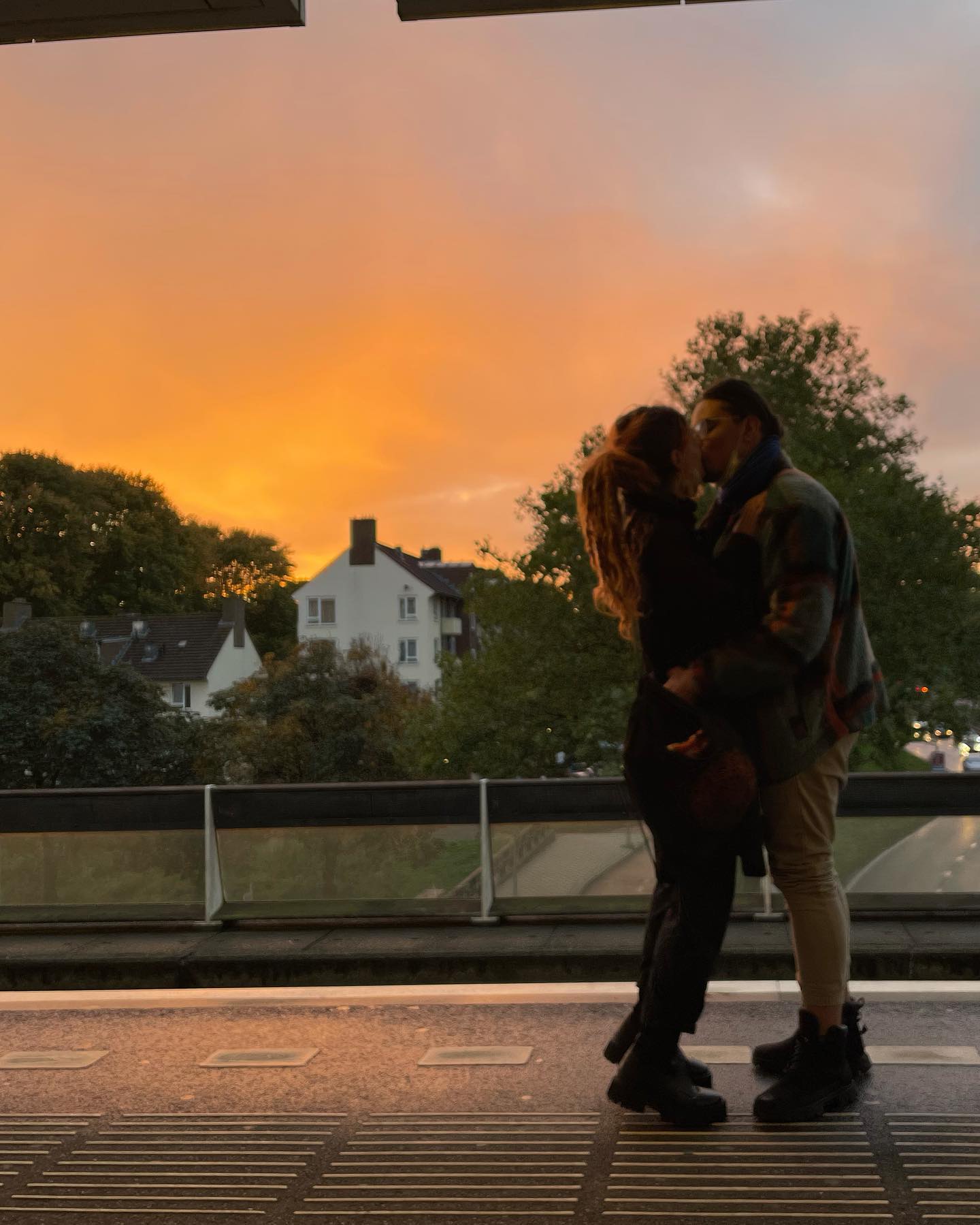 ronyida_ instagram image archive image