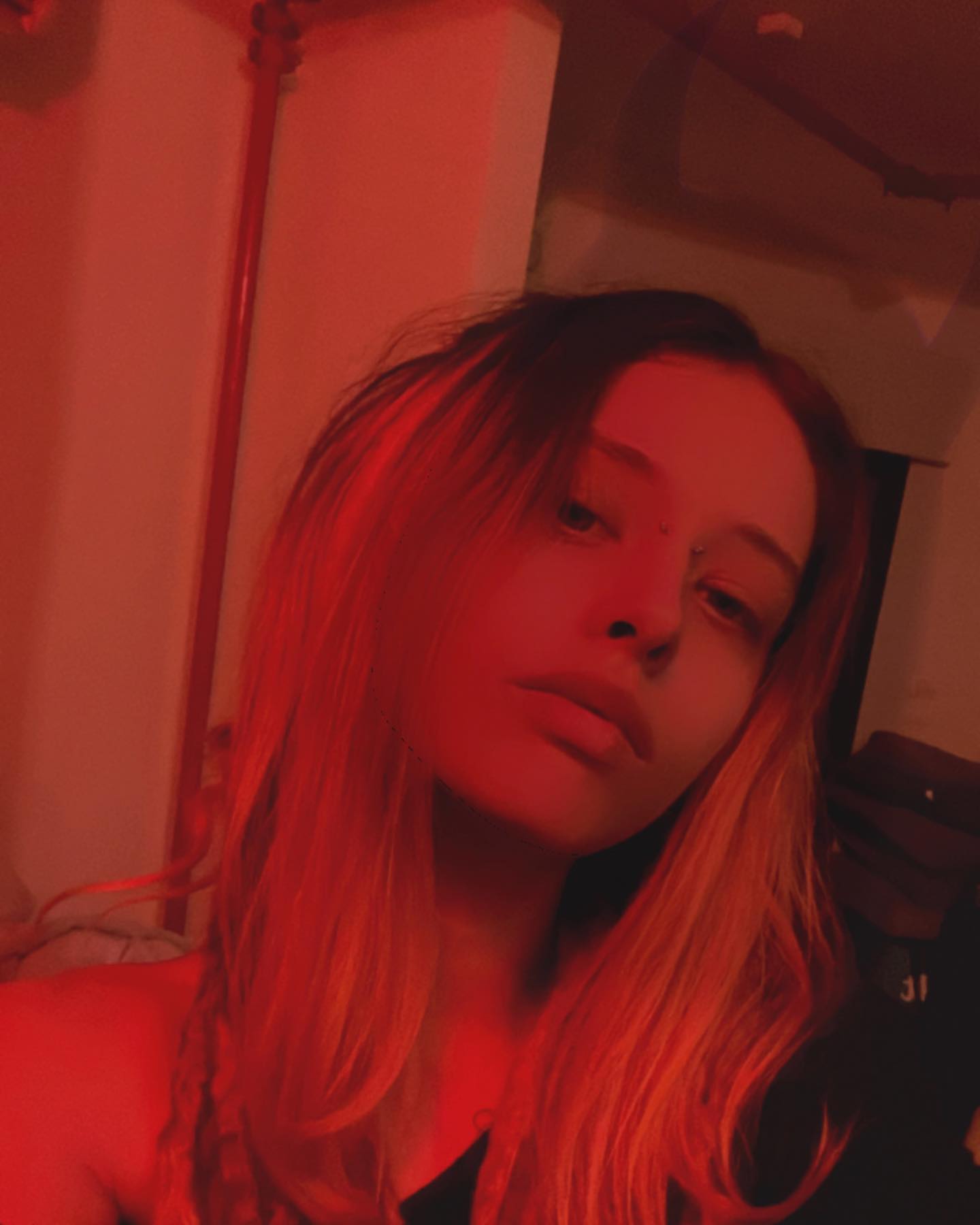 ronyida_ instagram image archive image